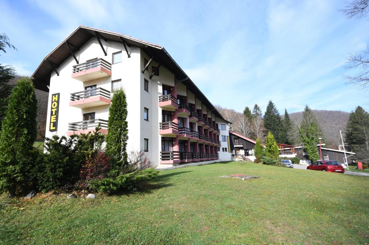 Hotel Mladost Tjentiste Exterior foto