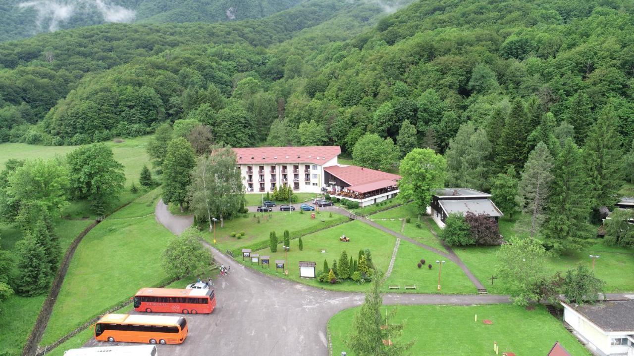 Hotel Mladost Tjentiste Exterior foto